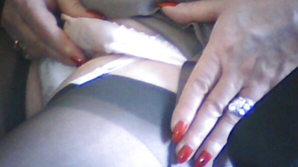 A modelo de filmes porno legendados em portugues pernas compridas da Ebony, Ashley Ali, arrebentada por Alex Legend