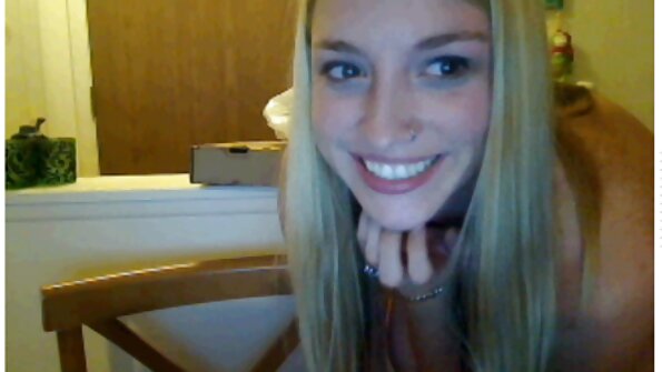 A senhora rechonchuda filmes porno legendado em português fornece serviço sexual adicional a um cliente rico