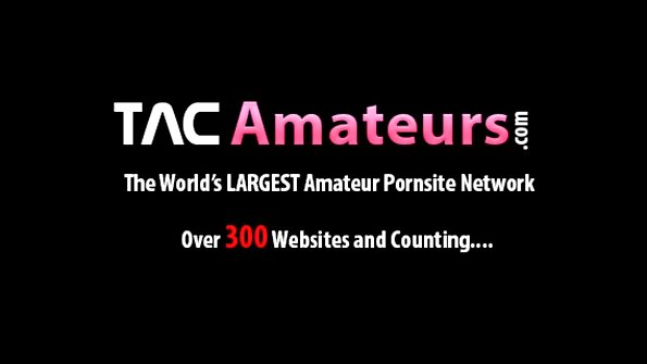 Dois garanhões bem dotados estão compartilhando uma filmes ponograficos portugueses única loira