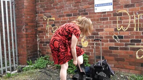 Cunnilingus e dedilhado por namoradas loiras atraentes filmes eroticos legendados em portugues