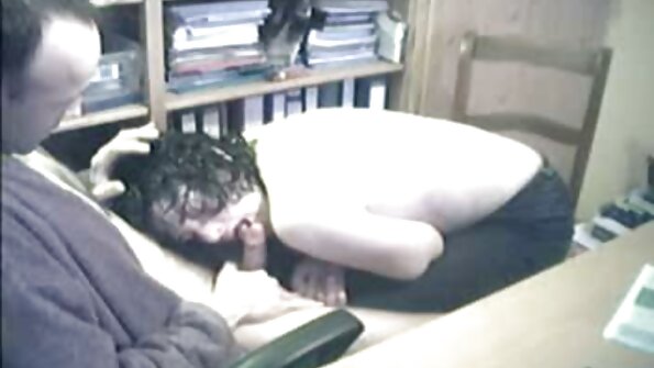 Casal mexicano empolgado filmes pornográficos português fazendo amor com ternura na frente da câmera