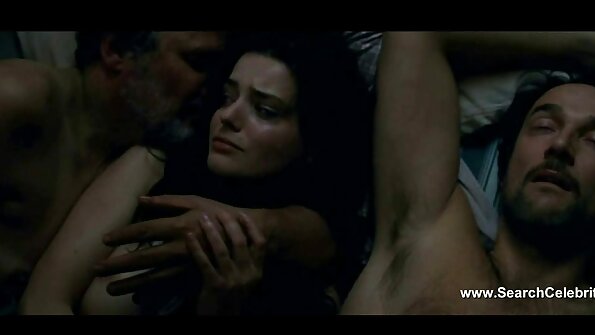 Jessa Rhodes na cama quero assistir filme de pornô em português para uma boa foda de um grande galo