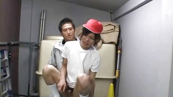 Garotas amadoras fazem sexo oral e se enroscam em filmes portugueses pornográficos bundas