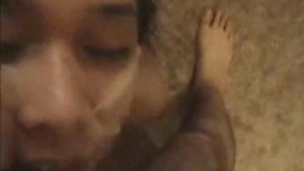 Especialista anal rasga a roupa arrastão da jovem prostituta filmes porno legendados em portugues para foder com ela