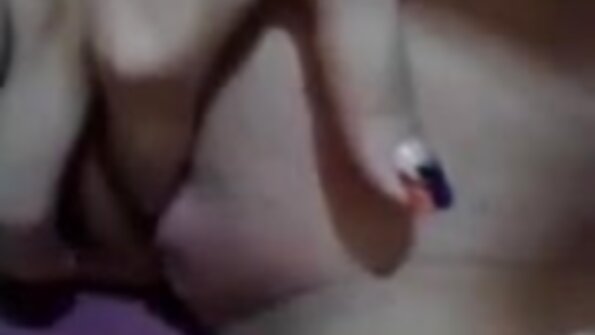 Spicy Asian filmes pornográficos português está sendo estimulado com duas ferramentas sexuais