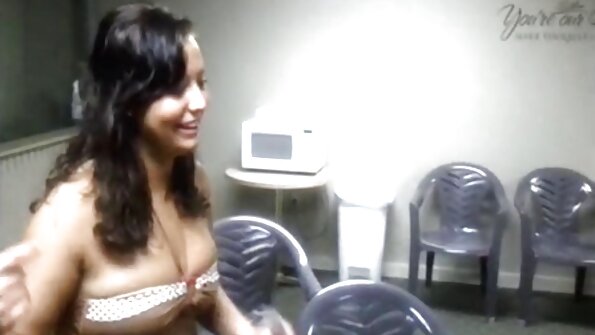 Foda anal no quarto ajuda o casal a filmes porno legendado em português apimentar a vida sexual