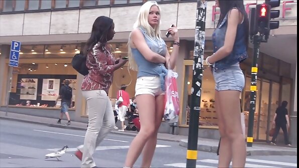 Cara magrinha faz amor filme porno em português com amplo formato e goza nos peitos dela