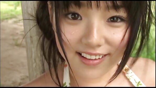 Rebecca Volpetti consegue que todos os video porno gratis portugues buracos sejam preenchidos em um gangbang